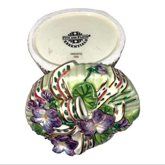 Vintage Fitz and Floyd Essentials Trinket Box Jewelry Violets Ribbons Ceramic - Picture 5 of 9